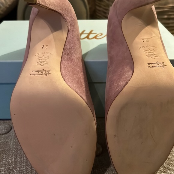 Dusty Rose suede 3.5inch heel. Butter is the designer. Like new - Picture 5 of 7